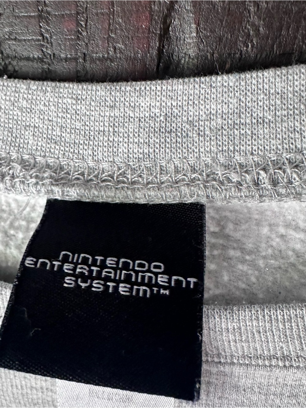 Nintendo Grey Retro Video Game Controller Sweatshirt Size M - Picture 2 of 5